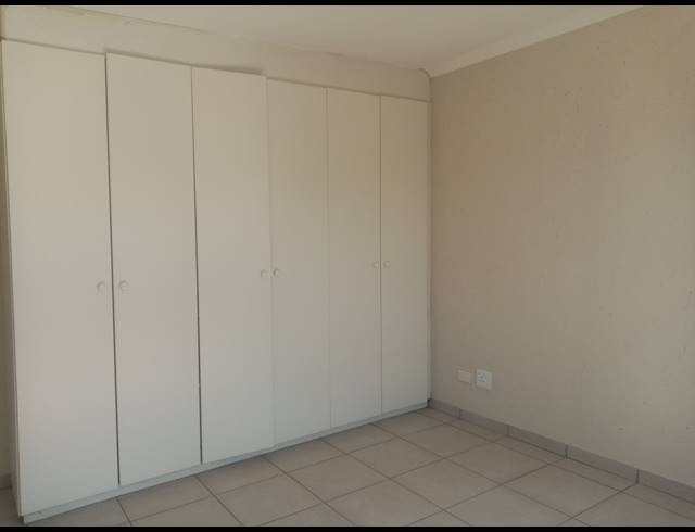 2 BEDROOM SECTIONAL TITLE FOR SALE IN EVELEIGH
